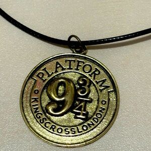 Harry Potter Platform 9 3/4 Collectible Charm Necklace - Wizarding World